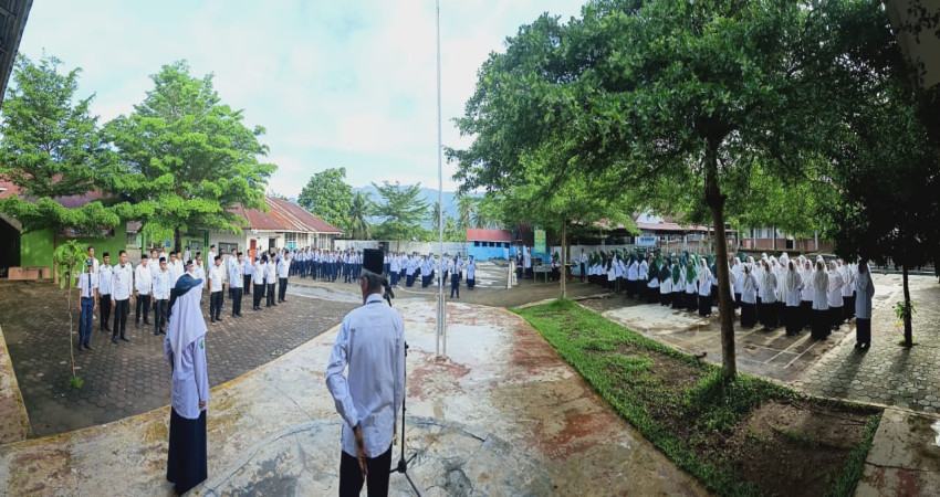 MTsN 5 Kota Padang Peringati HAB Kemenag ke-80, Kepala Madrasah Sampaikan Amanat Menteri Agama