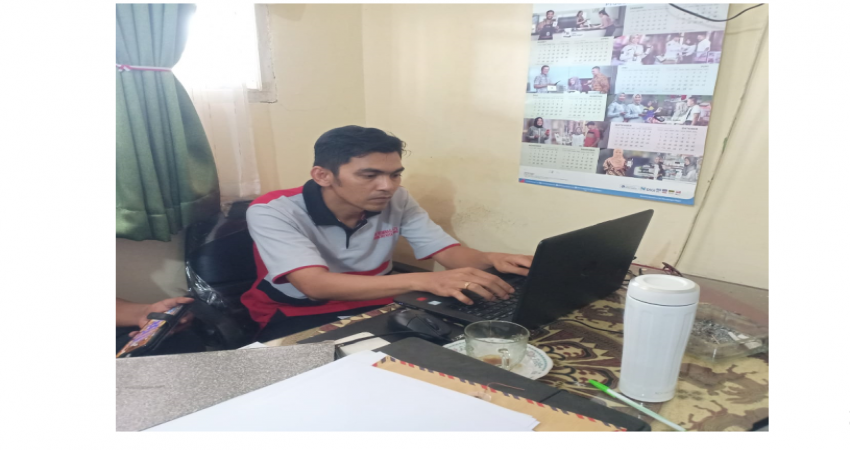 Operator EMIS Input Data Peserta Didik Baru MTs Negeri 5 Kota Padang