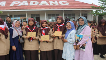 Pengumuman Pemuncak Kelas Penilaian Akhir Semester (PAS) Semester 1 Tahun Pelajaran 2024/2025