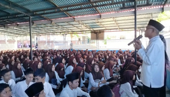 MTsN 5 Kota Padang Sukses Laksanakan Indonesia Khatam Al-Qur'an Nasional 2025