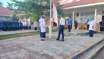 MTsN 5 Kota Padang Teguhkan Nilai Kebangsaan Lewat Peringatan Hari Lahir Pancasila 2025
